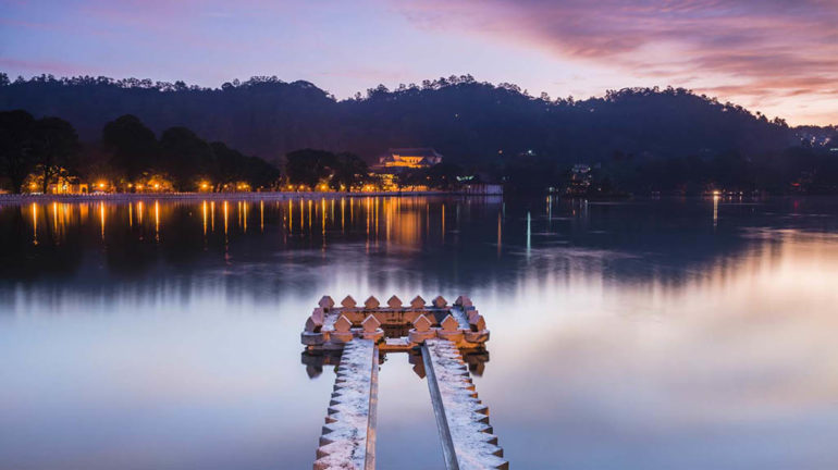 Kandy Lake Sri Lanka